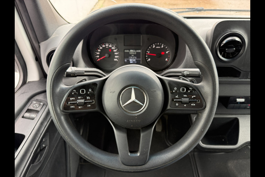 Mercedes-Benz Sprinter 515 1.9 CDI 150PK Automaat Laadklep Bakwagen Dubbellucht Climate Control Cruise Control Apple Carplay Koffer Meubelbak