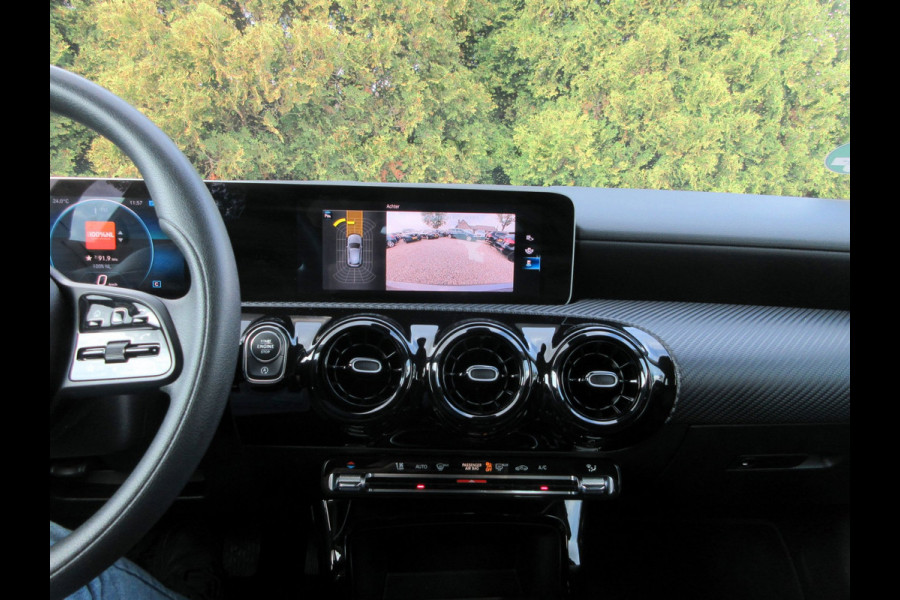 Mercedes-Benz A-Klasse 160 Advantage * Navi *
