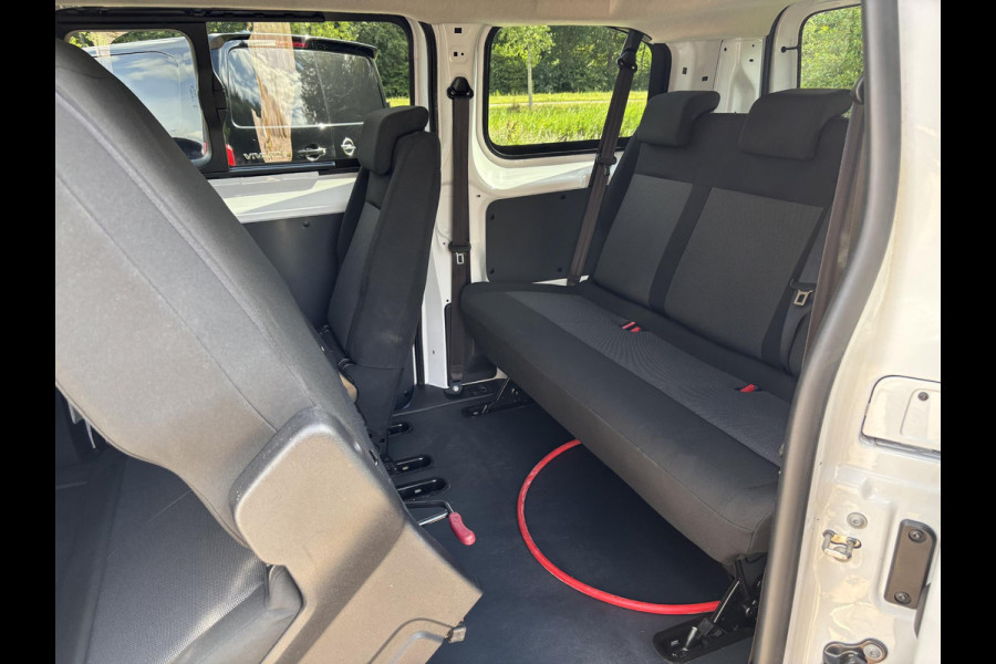 Opel Vivaro-e Combi L2H1 50 kWh 136 PK | 9.585 KM! | Climate Control | 9-persoons | Dubbele Zij-Schuifdeur | Privacy-Glass