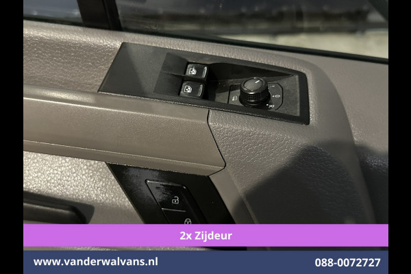 Volkswagen Crafter 2.0 TDI 141pk L4H3 L3H2 Euro6 Airco | 2x zijdeur | Camera | Apple Carplay | Android Auto Parkeersensoren, 3000kg trekvermogen, Bijrijdersbank
