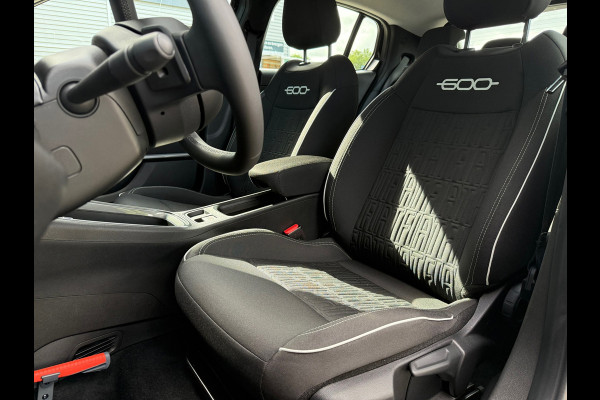Fiat 600 1.2 Hybrid Urban - Automaat - Navi - Camera - Org.NL