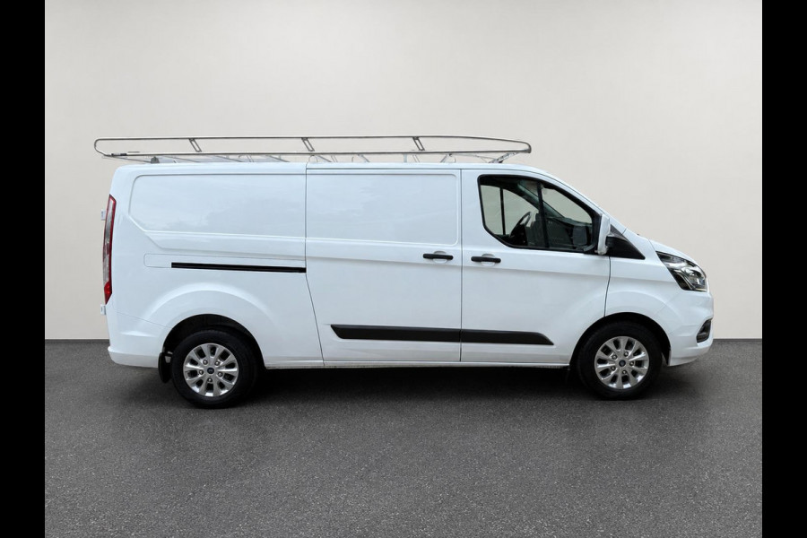 Ford Transit Custom 300 2.0 TDCI L2H1 Trend Trekhaak Navigatie Achteruitrijcamera Cruise Control Bluetooth Airco DAB  Zijschuifdeur Rechts Voorruitverwarming Parkeersensoren voor en Achter