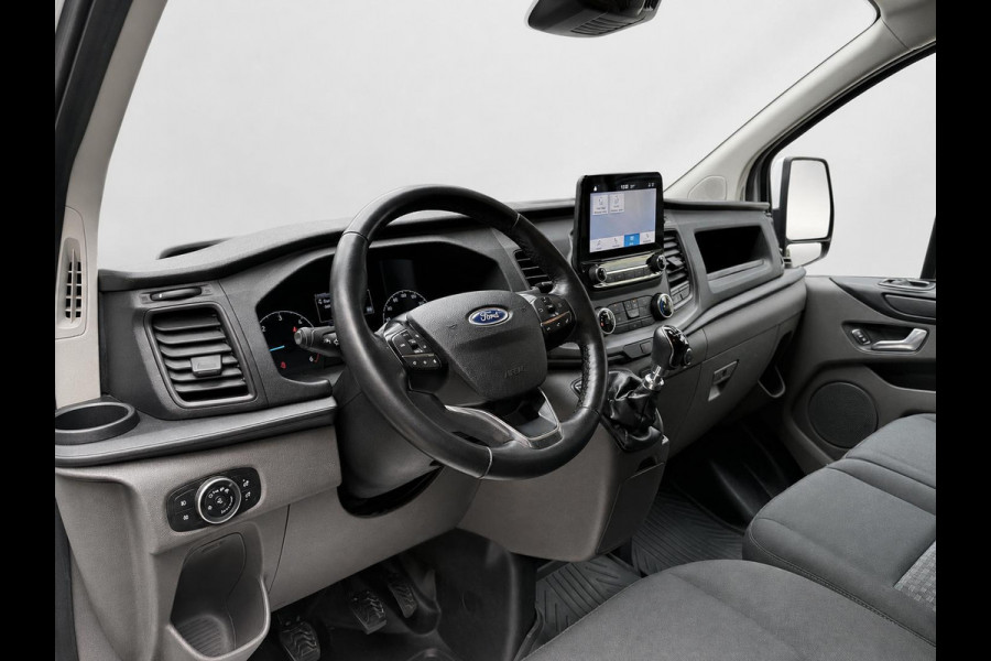 Ford Transit Custom 300 2.0 TDCI L2H1 Trend Trekhaak Navigatie Achteruitrijcamera Cruise Control Bluetooth Airco DAB  Zijschuifdeur Rechts Voorruitverwarming Parkeersensoren voor en Achter