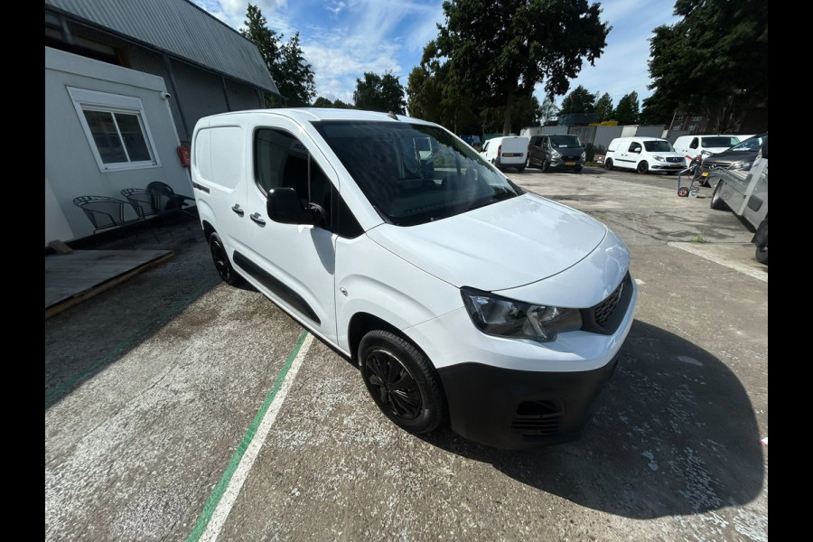 Peugeot Partner 1.5 BlueHDI Asphalt 3 personen