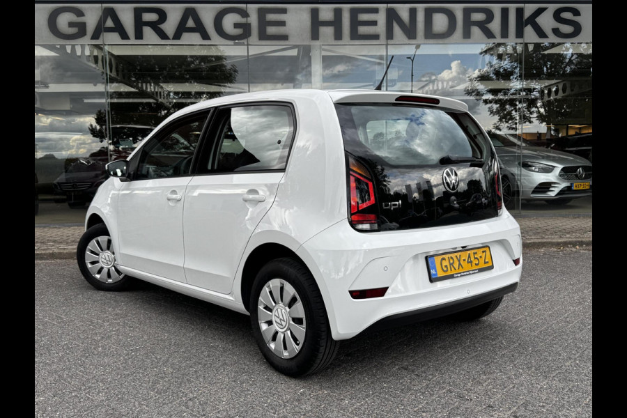 Volkswagen up! 1.0 | Airco | CC | Camera | Stoelverwarming | Navi via App | DAB+ |