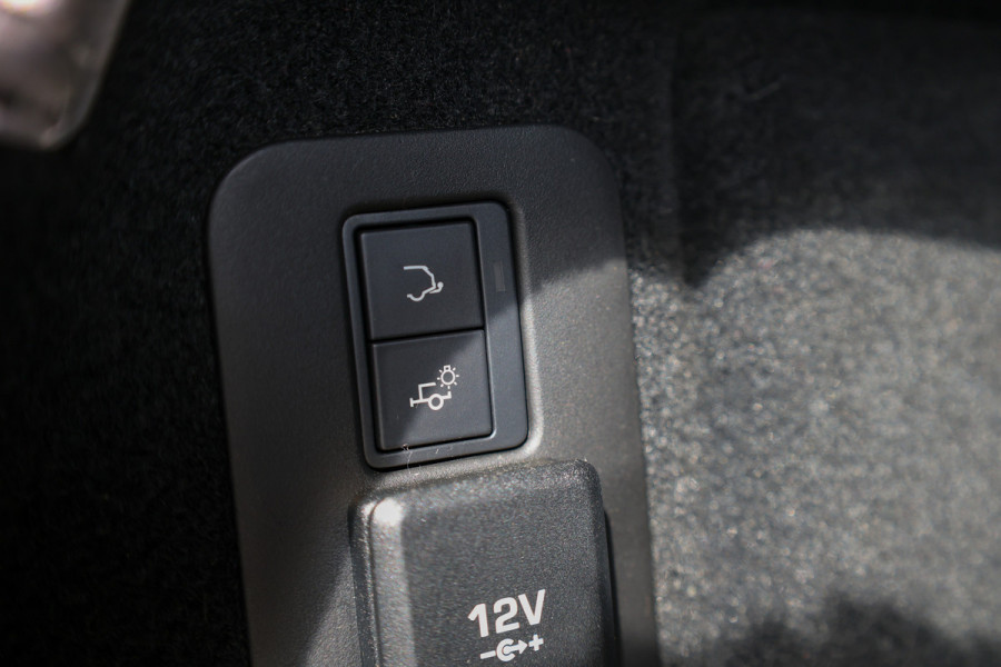 Land Rover Range Rover Evoque 1.5 P300e AWD R-Dynamic SE | MERIDIAN SURROUND | ELEK TREKHAAK | STOELVERW | CAMERA | APPLE CARPLAY |
