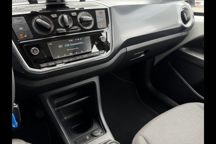 Volkswagen up! 1.0 | Airco | CC | Camera | Stoelverwarming | Navi via App | DAB+ |