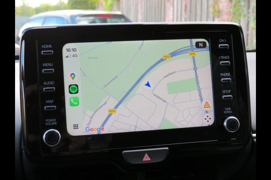 Toyota Yaris 1.5 Hybrid Executive Bi-Tone | LED KOPLAMPEN | NIEUWE ALL-SEASON BANDEN | LEDER | APPLE CARPLAY | STOELVERWARMING |
