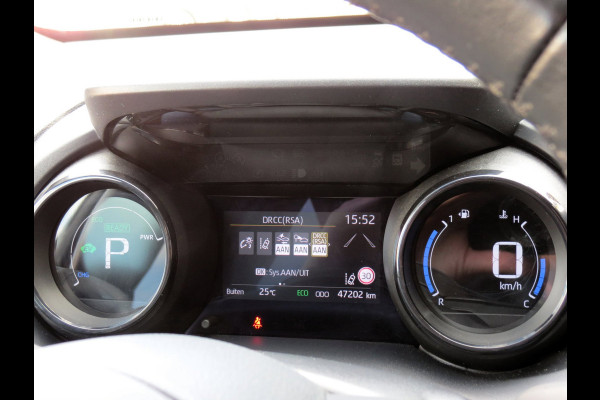 Toyota Yaris 1.5 Hybrid Executive Bi-Tone | LED KOPLAMPEN | NIEUWE ALL-SEASON BANDEN | LEDER | APPLE CARPLAY | STOELVERWARMING |