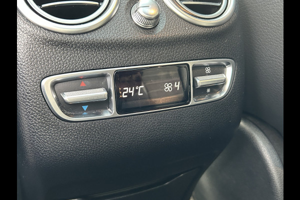 Mercedes-Benz GLC 300e AMG // Panoramadak // Trekhaak // Memory // Headup // 360 Camera // Digitaal dashboard // Sfeerverlichting // 20 inch