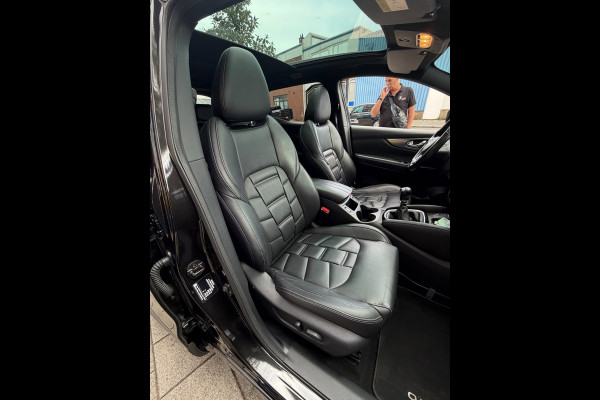 Nissan QASHQAI 1.2 Tekna + - Panorama dak I Navigatie I Airco I Leer I Sport pakket + Velgen 19 inch I Dealer onderhouden