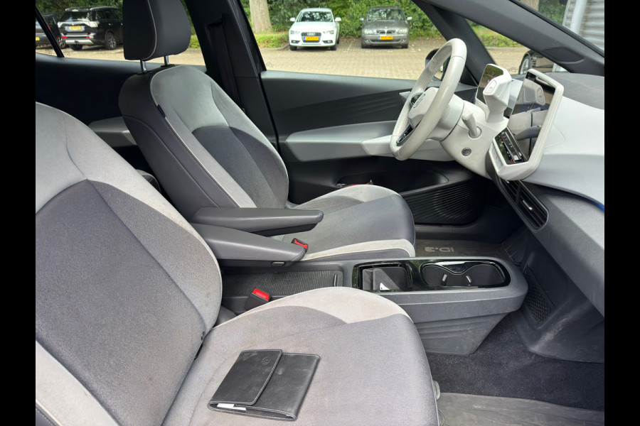 Volkswagen ID.3 Business 58 kWh First Edition l 90,86% SOH l Trekhaak l Navi l DAB+ l IZGST l