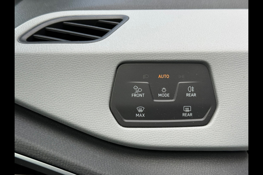 Volkswagen ID.3 Business 58 kWh First Edition l 90,86% SOH l Trekhaak l Navi l DAB+ l IZGST l