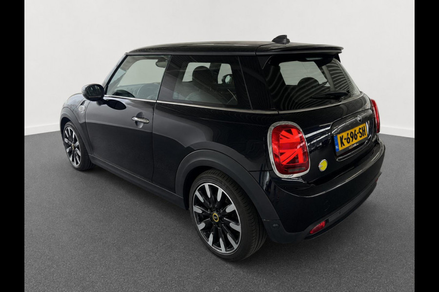 MINI Electric Charged 33 kWh Panoramadak Harman Kardon Camera Leder Navigatie Professional Cruise Control Head Up Display Bluetooth