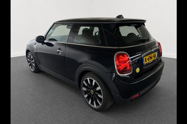 MINI Electric Charged 33 kWh Panoramadak Harman Kardon Camera Leder Navigatie Professional Cruise Control Head Up Display Bluetooth