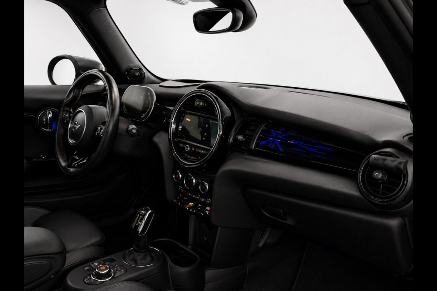MINI Electric Charged 33 kWh Panoramadak Harman Kardon Camera Leder Navigatie Professional Cruise Control Head Up Display Bluetooth