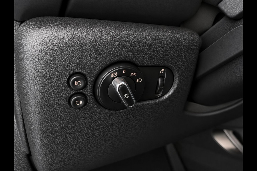 MINI Electric Charged 33 kWh Panoramadak Harman Kardon Camera Leder Navigatie Professional Cruise Control Head Up Display Bluetooth