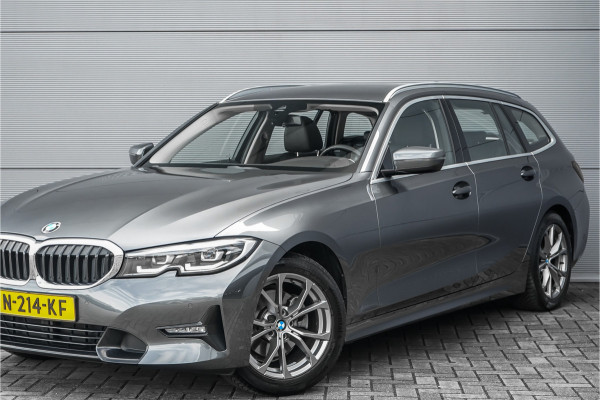 BMW 3 Serie Touring 320i High Executive Sportline Stoelverw Camera HiFi 17"
