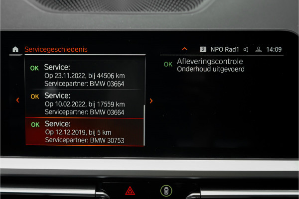 BMW 3 Serie Touring 320i High Executive Sportline Stoelverw Camera HiFi 17"