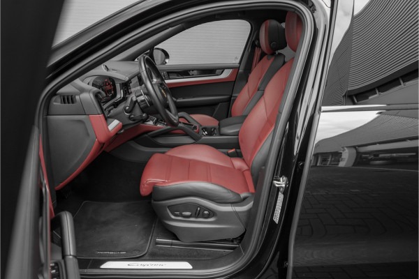 Porsche Cayenne Coupé 3.0 E-Hybrid Nieuw Model Sport Design & Chrono Trekhaak Stoelventilatie 21"