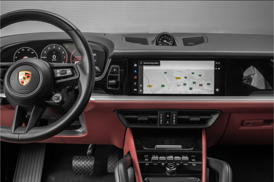 Porsche Cayenne Coupé 3.0 E-Hybrid Nieuw Model Sport Design & Chrono Trekhaak Stoelventilatie 21"