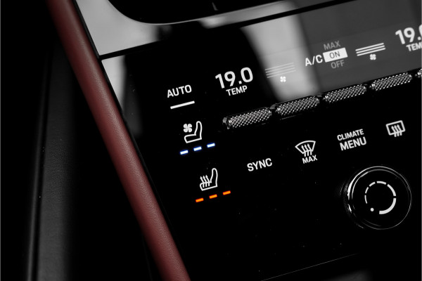 Porsche Cayenne Coupé 3.0 E-Hybrid Nieuw Model Sport Design & Chrono Trekhaak Stoelventilatie 21"