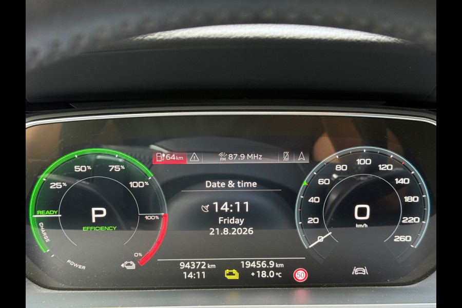 Audi e-tron E-tron 50 quattro Launch edition plus 71 kWh l 89,72% SOH l Pano l Volleder l