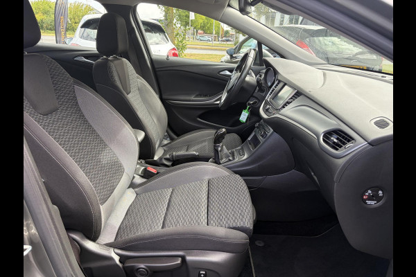 Opel Astra 1.2 Business Edition 147pk l 2e Eigenaar l Trekhaak l Navi l Carplay l 6 Bak l Clima l Cruise l Pdc V+A l Recent beurt gehad l Lm velgen l N.A.P l Apk tot 07-2028