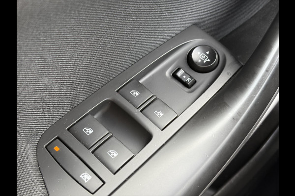 Opel Astra 1.2 Business Edition 147pk l 2e Eigenaar l Trekhaak l Navi l Carplay l 6 Bak l Clima l Cruise l Pdc V+A l Recent beurt gehad l Lm velgen l N.A.P l Apk tot 07-2028