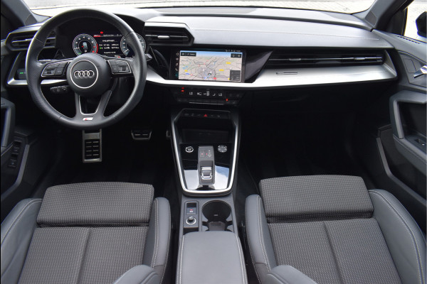 Audi A3 Sportback 45 TFSI e S-Line 245 Pk Pano Memory Leder Sfeerverlichting Full Led Keyless 18 Inch