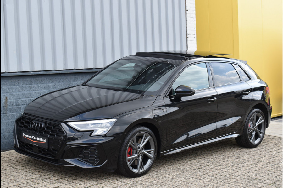 Audi A3 Sportback 45 TFSI e S-Line 245 Pk Pano Memory Leder Sfeerverlichting Full Led Keyless 18 Inch