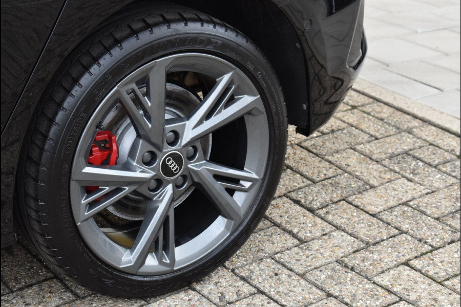 Audi A3 Sportback 45 TFSI e S-Line 245 Pk Pano Memory Leder Sfeerverlichting Full Led Keyless 18 Inch