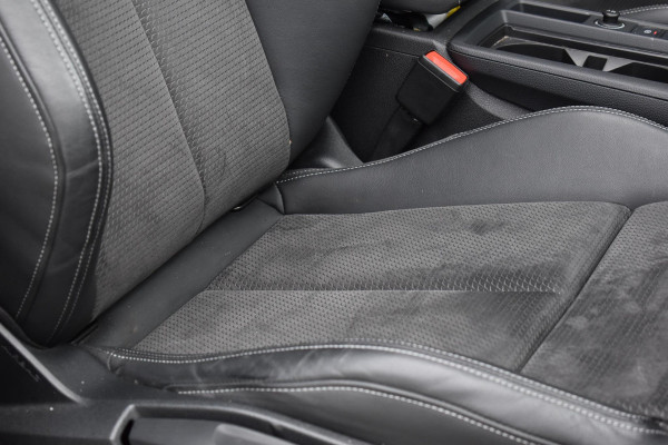 Audi Q3 45 TFSI e 3x S Line Pano Ambiance Keyless SONOS ACC ALLBlackEdition