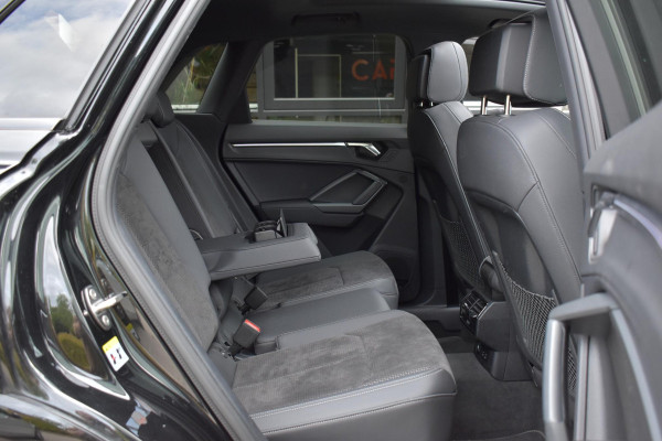 Audi Q3 45 TFSI e 3x S Line Pano Ambiance Keyless SONOS ACC ALLBlackEdition