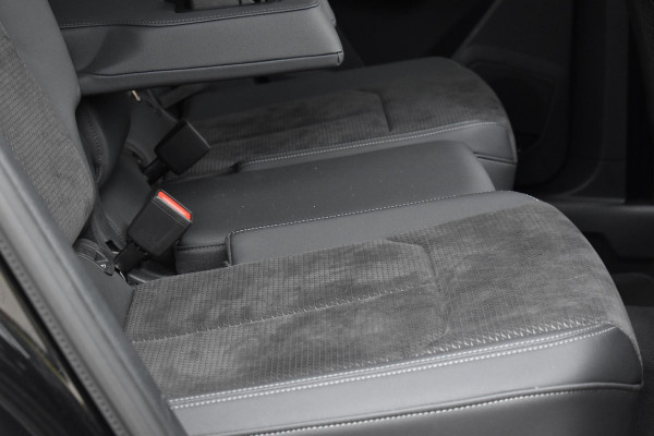Audi Q3 45 TFSI e 3x S Line Pano Ambiance Keyless SONOS ACC ALLBlackEdition