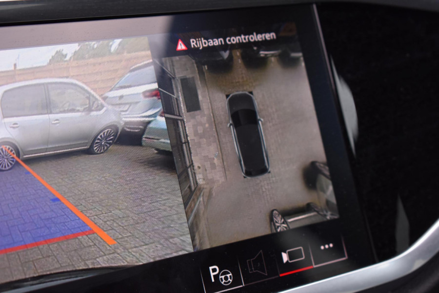 Audi Q3 45 TFSI e 3x S Line Pano Ambiance Keyless SONOS ACC ALLBlackEdition