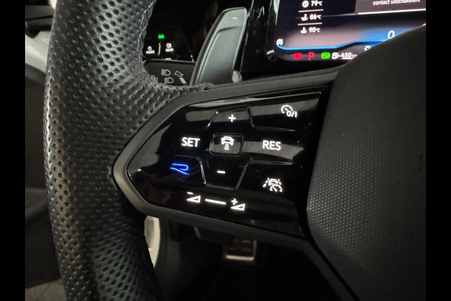 Volkswagen Golf 2.0 TSI R 4Motion Pano|Camera|Stoelverwarming|Stuurverwaimg|IQ