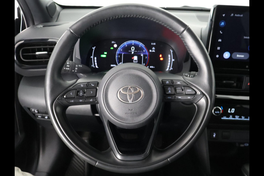 Toyota Yaris Cross 1.5 Hybrid 115 Dynamic Luxury | Stuur- & Stoelverwarming | Parkeersensoren | Adaptieve Cruise Control