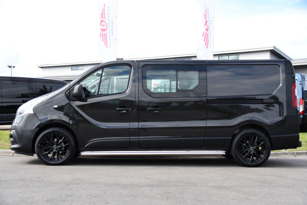 Renault Trafic 2.0 dCi 145 T29 L2H1 DC Black Edition Camera, Cruise, Clima, 145pk, Automaat, 2 x Schuifdeur, Trekhaak, Sensoren,
