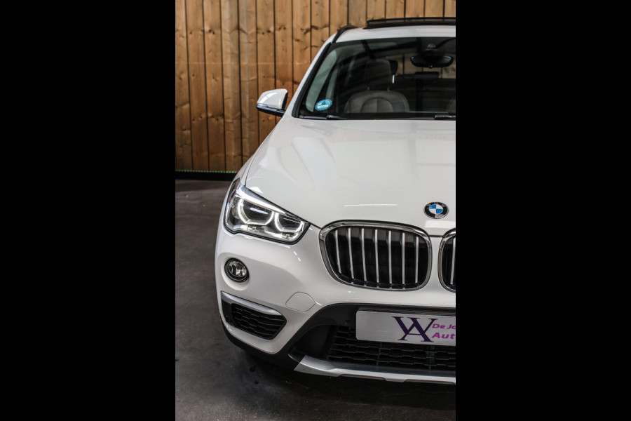 BMW X1 SDrive18d High Executive *Pano*Camera*Leder*Led*