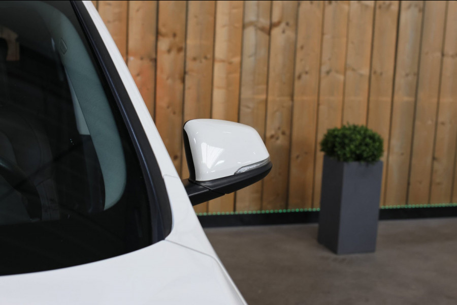 BMW X1 SDrive18d High Executive *Pano*Camera*Leder*Led*