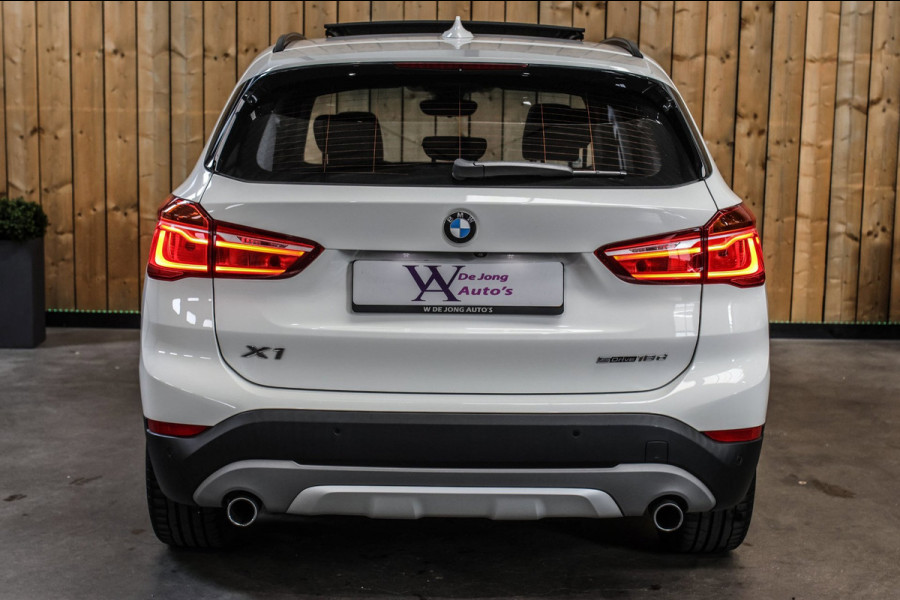 BMW X1 SDrive18d High Executive *Pano*Camera*Leder*Led*