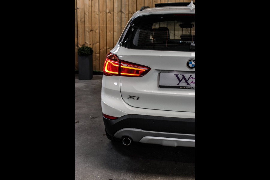 BMW X1 SDrive18d High Executive *Pano*Camera*Leder*Led*
