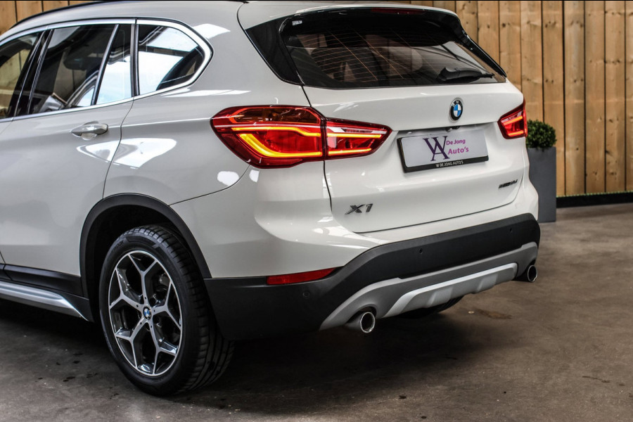 BMW X1 SDrive18d High Executive *Pano*Camera*Leder*Led*
