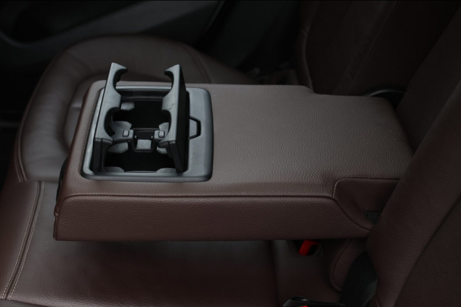 BMW X1 SDrive18d High Executive *Pano*Camera*Leder*Led*