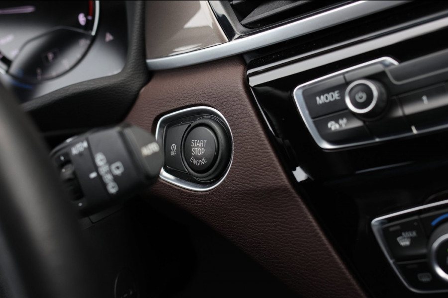 BMW X1 SDrive18d High Executive *Pano*Camera*Leder*Led*