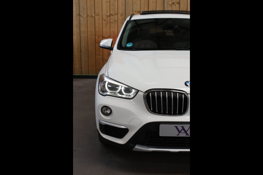 BMW X1 SDrive18d High Executive *Pano*Camera*Leder*Led*