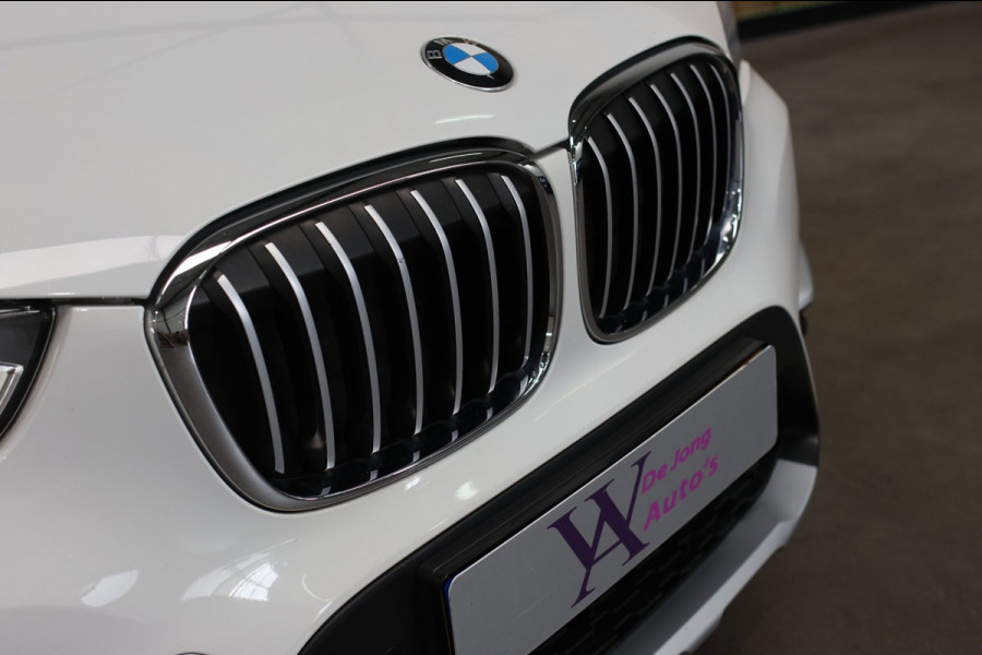 BMW X1 SDrive18d High Executive *Pano*Camera*Leder*Led*