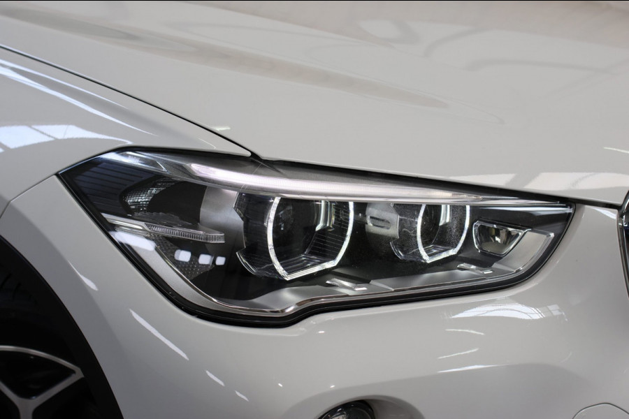 BMW X1 SDrive18d High Executive *Pano*Camera*Leder*Led*