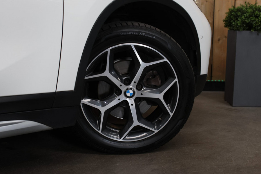 BMW X1 SDrive18d High Executive *Pano*Camera*Leder*Led*